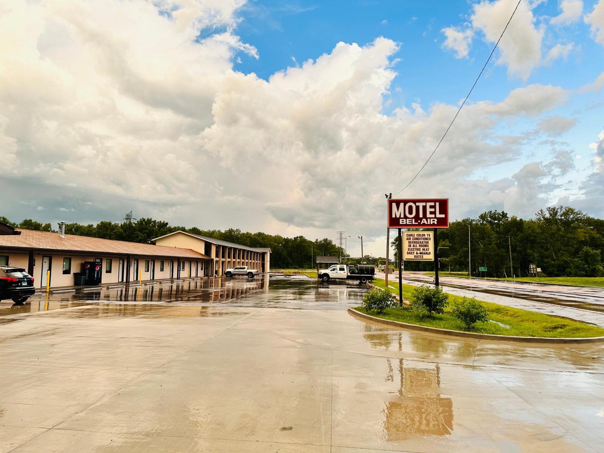 Bel Air Motel Wood River エクステリア 写真